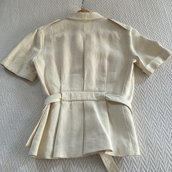 🎉Ralph Lauren- Short Sleeve Linen Jacket(Size 6)🎉 - Picture 4 of 5